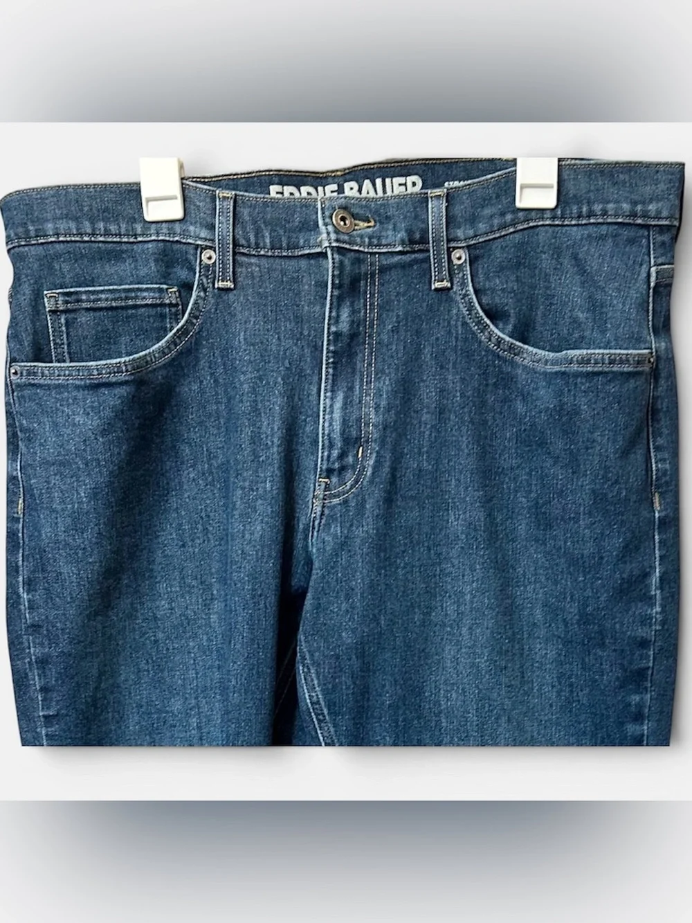 Eddie Bauer Men's Straight-Leg Jeans in Dark Blue Size 38x29